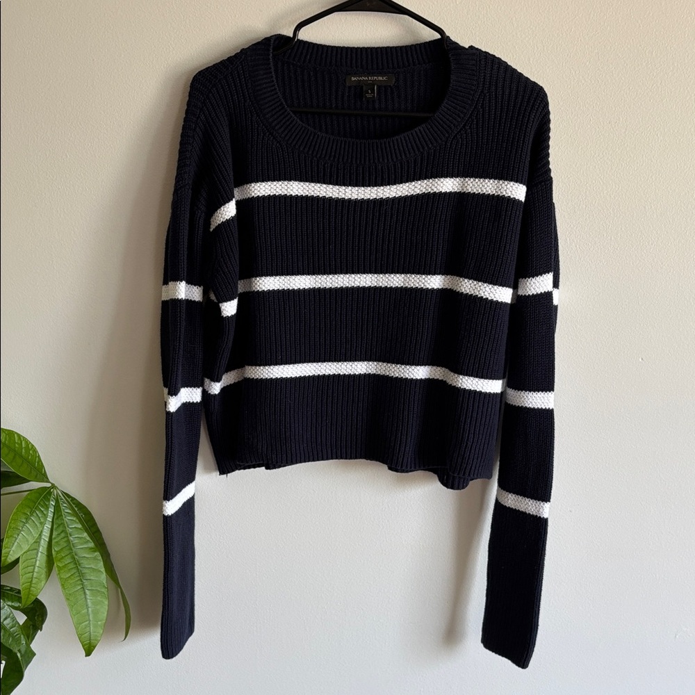 Banana Republic Navy and White Striped Cropped sweater
